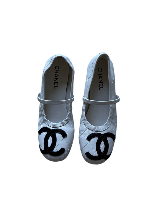 Chanel Cambon White CC leather ballet flats