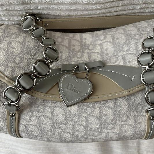 Vintage Dior romantique Monogram Shoulder bag